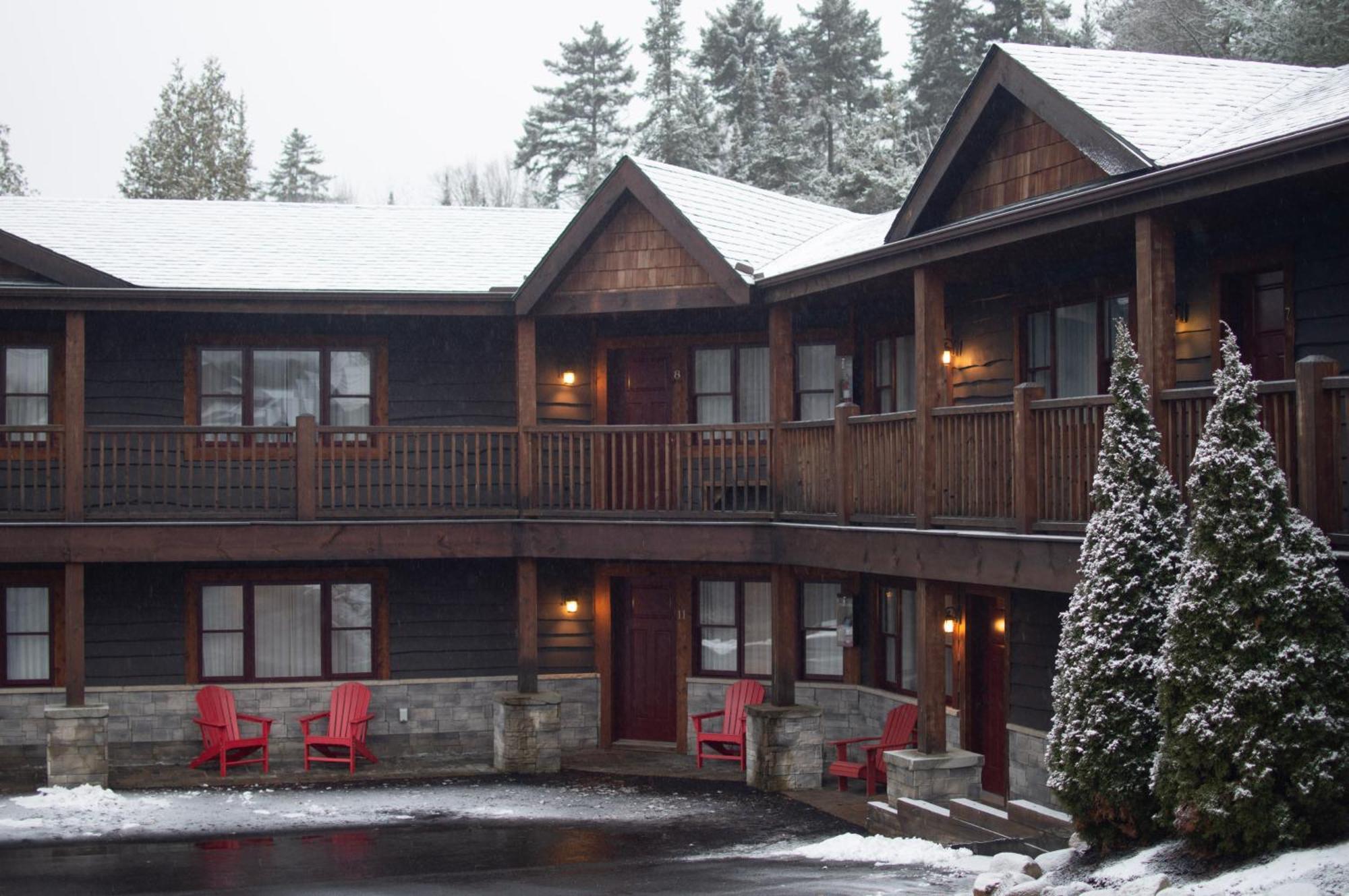 Lake Placid Inn: Residences Extérieur photo