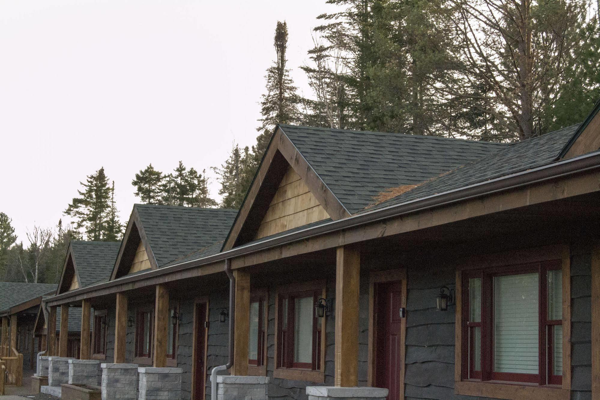 Lake Placid Inn: Residences Extérieur photo