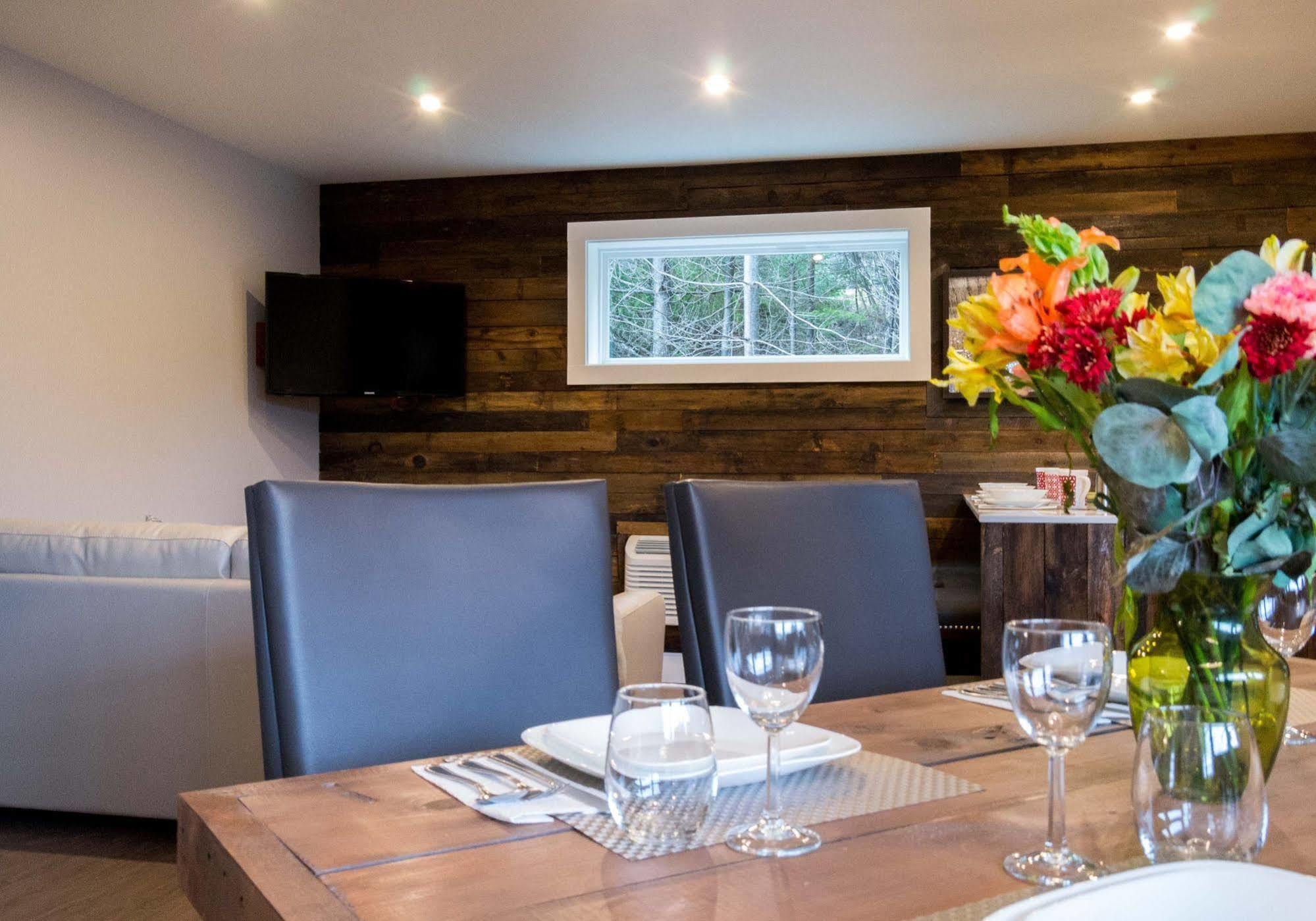 Lake Placid Inn: Residences Extérieur photo