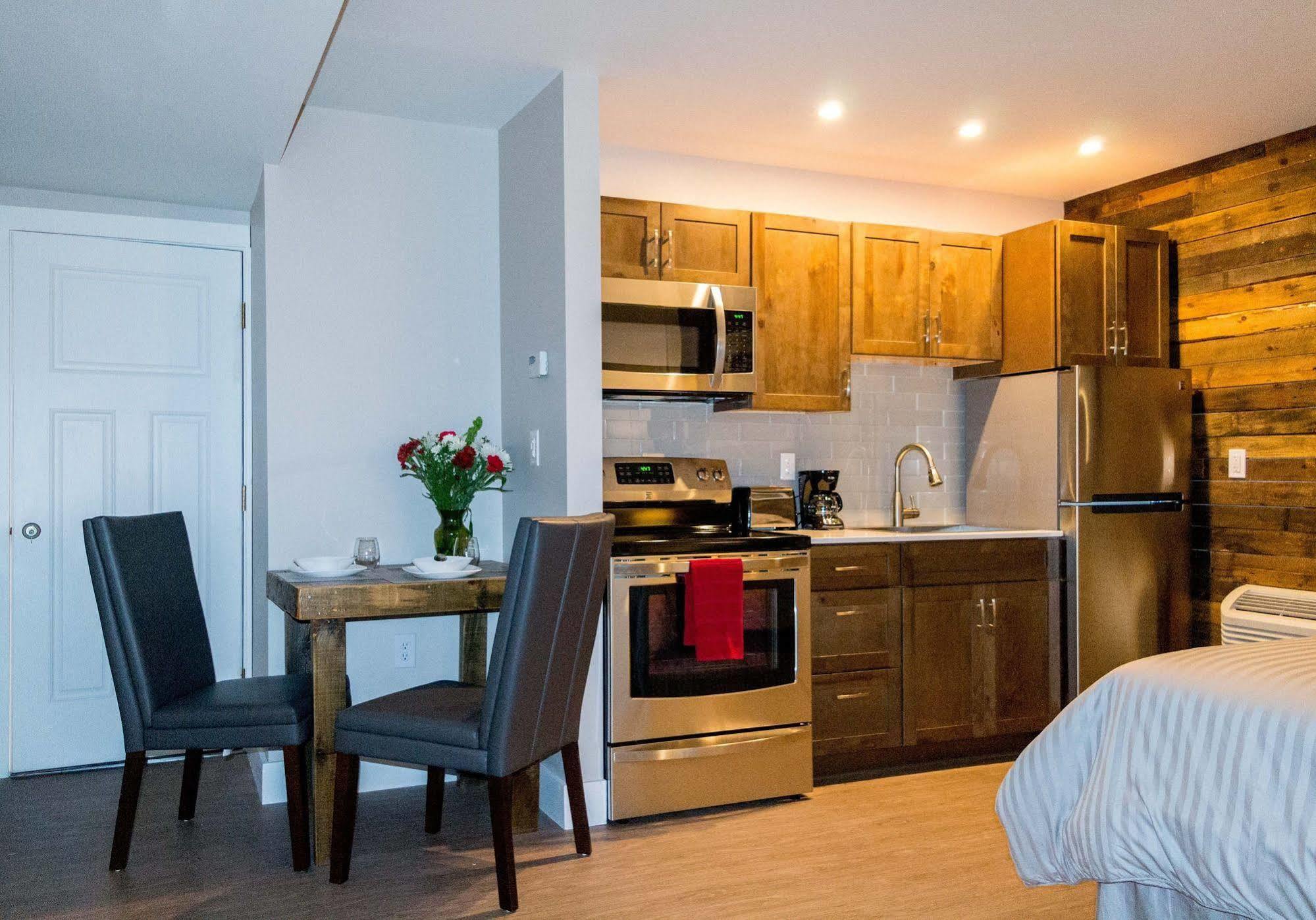 Lake Placid Inn: Residences Extérieur photo